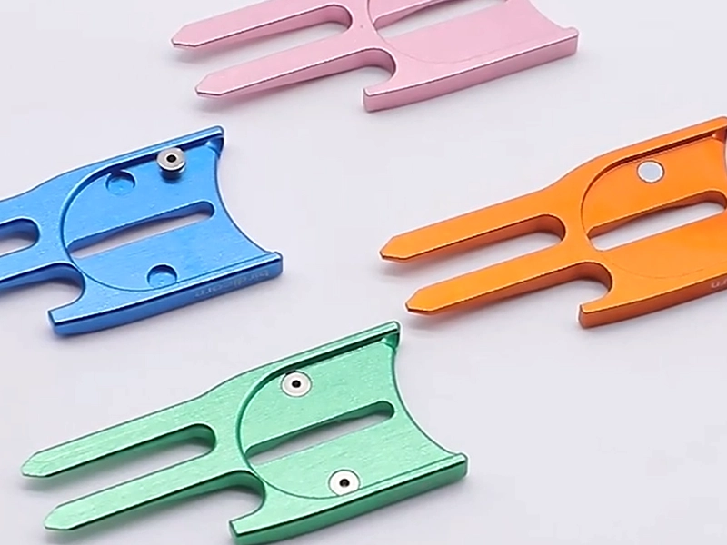 Color anodized aluminum parts in multiple colors